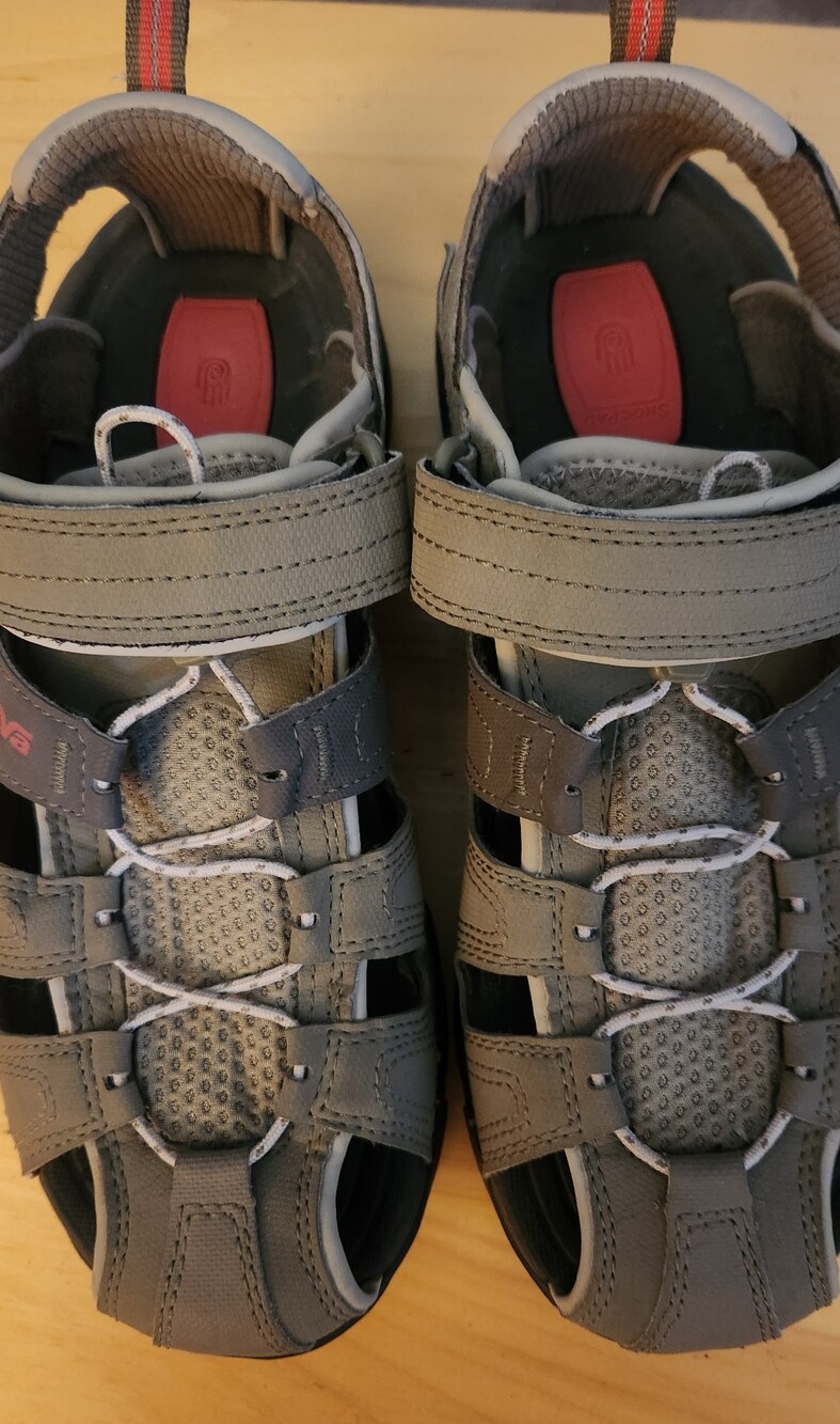 TEVA Deacon Hybrid Closed Toe Sandals F10011L - Picture 2 of 9